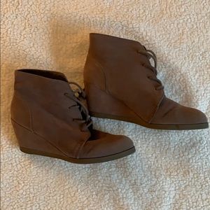 Madden Girl Grey Suede Wedges